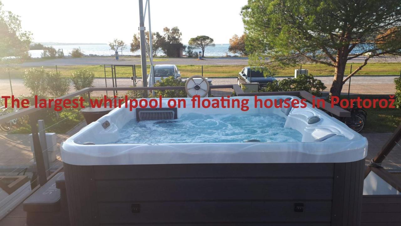 Floating House Sea Queen Portoroz Exterior foto